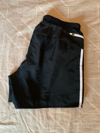 Pantalon corto Adidas Climalite de segunda mano por 9,99 EUR en León en  WALLAPOP