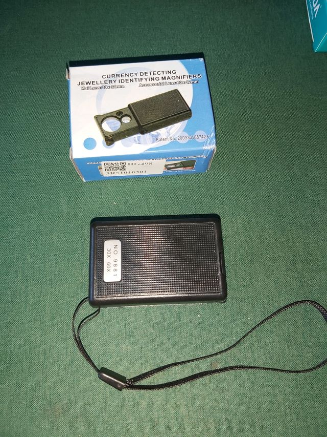 lupa de bolsillo con luz precision