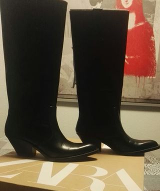 Botas altas Zara de segunda mano en Valencia en WALLAPOP