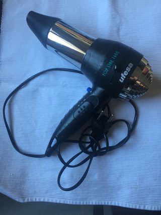 Secador de pelo Ufesa de segunda mano en WALLAPOP