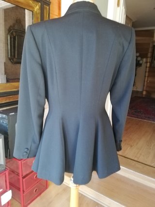 Chaqueta Hermes Govantes de segunda mano por 18 EUR en Torrelodones en  WALLAPOP