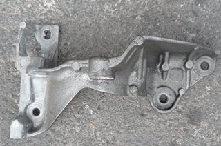 Soporte egr motor r9m