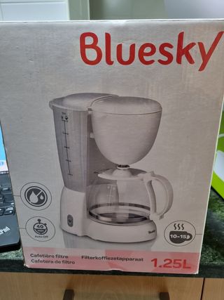 Cafetera con jarra de cristal de segunda mano por 10 EUR en Madrid en  WALLAPOP