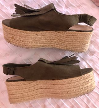 Sandalias verdes con esparto de Pull \u0026amp; Bear. de segunda mano por 12 EUR  en Alaquas en WALLAPOP