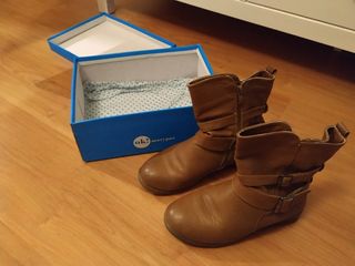 Botas marrones Marypaz de segunda mano por 5 EUR en Guadalajara en WALLAPOP