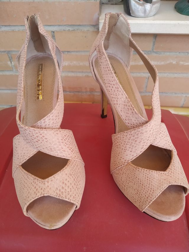 Zapato de tacón