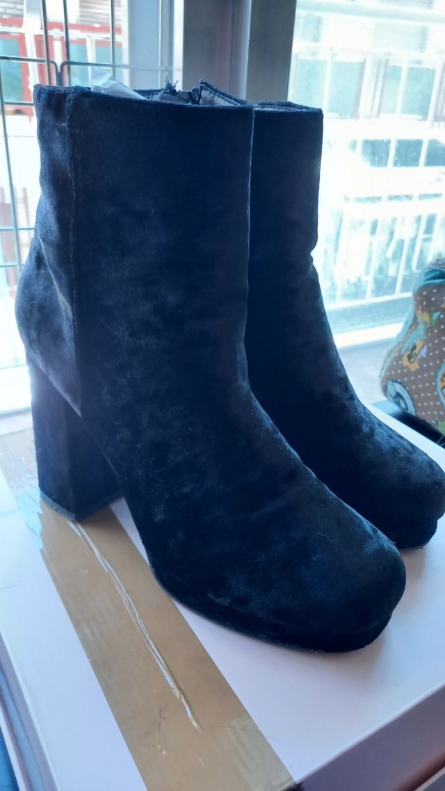 Botas de tacón y plataforma en terciopelo T.38