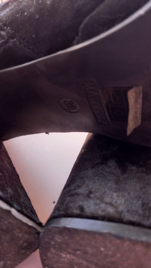 Botas de tacón y plataforma en terciopelo T.38