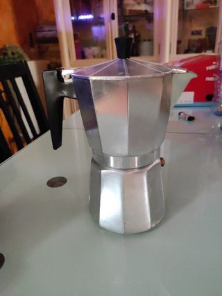 Cafetera Italiana de segunda mano por 15 EUR en Barcelona en WALLAPOP