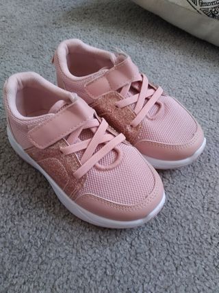 Zapatillas Rosas de segunda mano en Dos Hermanas en WALLAPOP