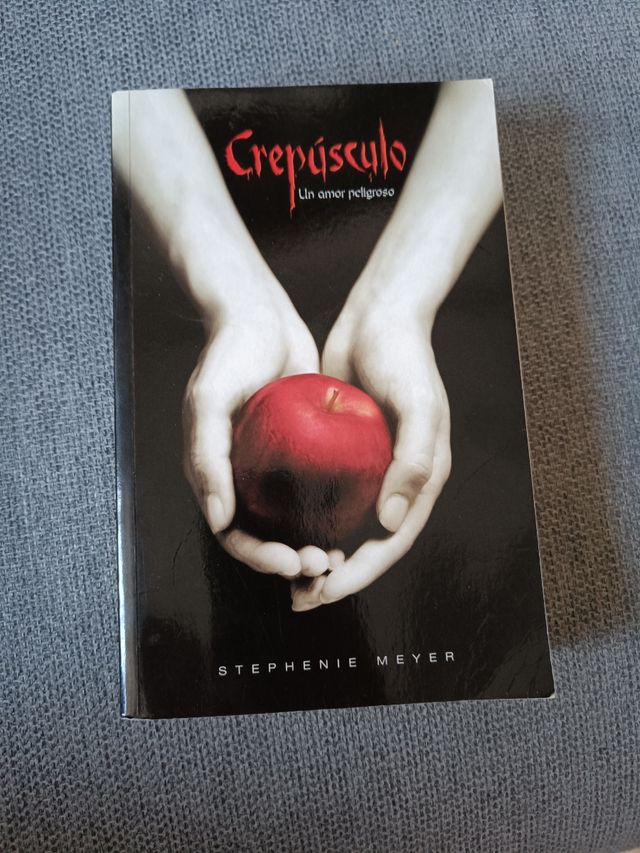 libro crepúsculo 
