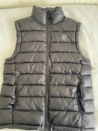 Chaleco SikSilk hombre Talla M 20€ de segunda mano por 20 EUR en Barcelona  en WALLAPOP