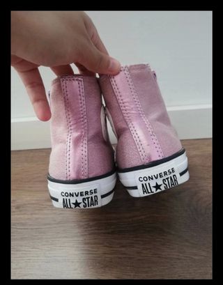 Zapatillas Converse rosa purpurina de segunda mano por 29 EUR en Sagunto en  WALLAPOP