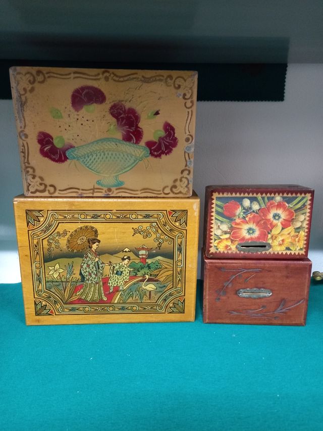 4 scatole antiche in legno