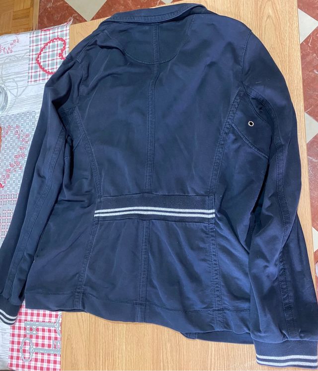 Chaqueta corchetes Elena Miró