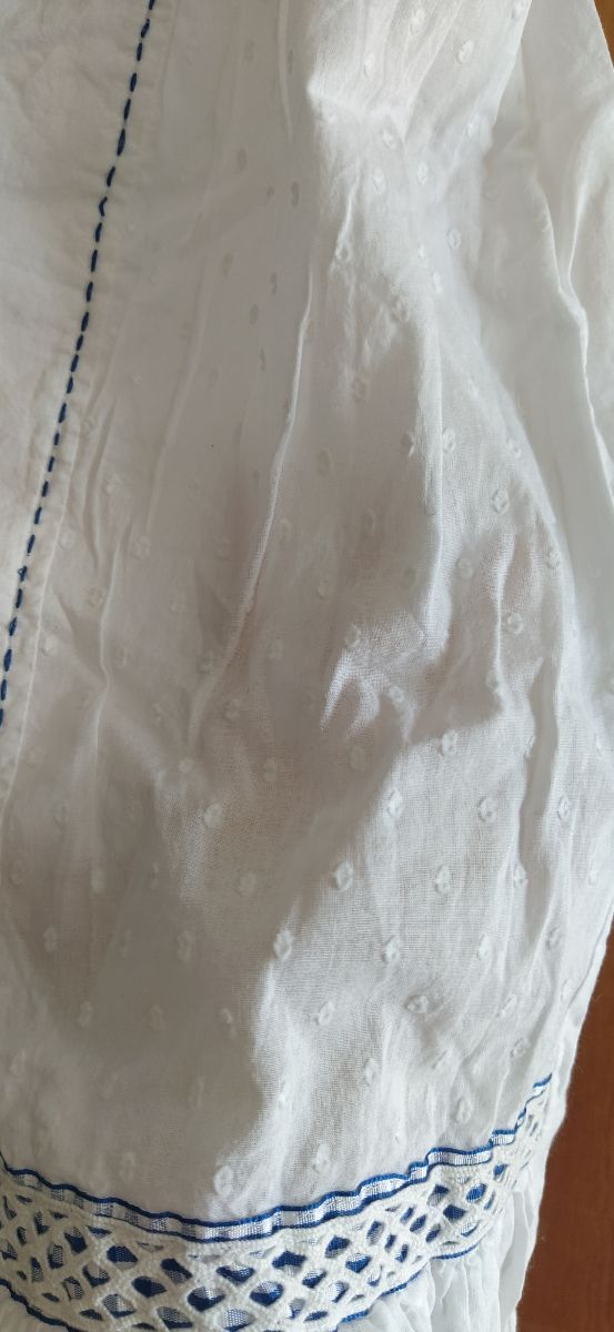 Vestido tipo ibicenco con etiqueta