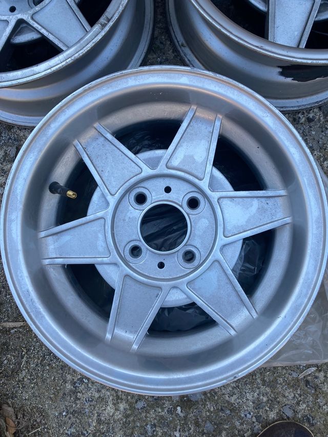 Llantas SEAT clasico 