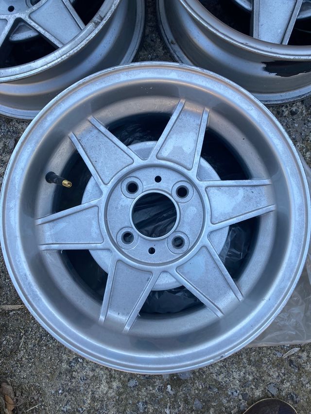 Llantas SEAT clasico 