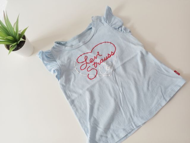 Camiseta Levis bebé talla 12-18 meses