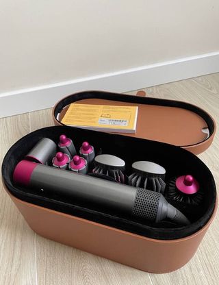 Dyson Airwrap completo de segunda mano por 299 EUR en Palencia en WALLAPOP