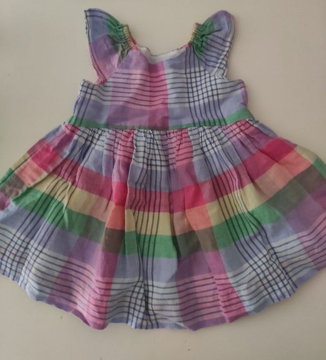 vestido bebé GAP 12 18 meses 
