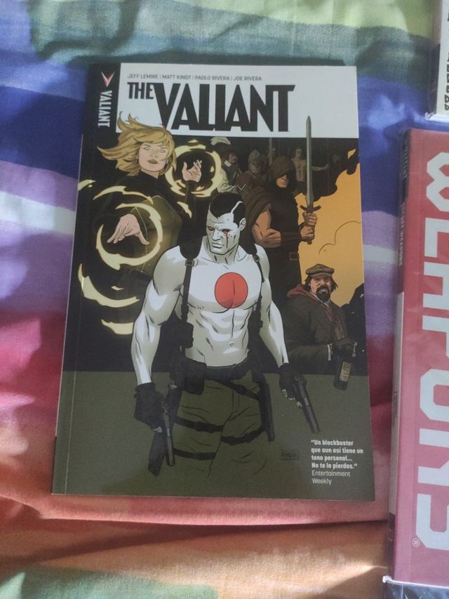 Cómics del universo Valiant (10€ cada uno)