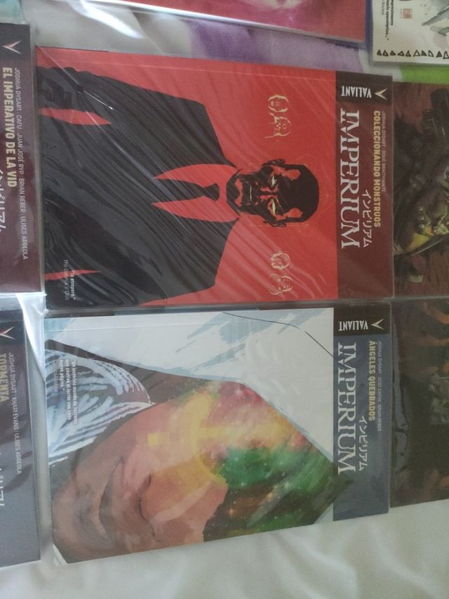 Cómics del universo Valiant (10€ cada uno)
