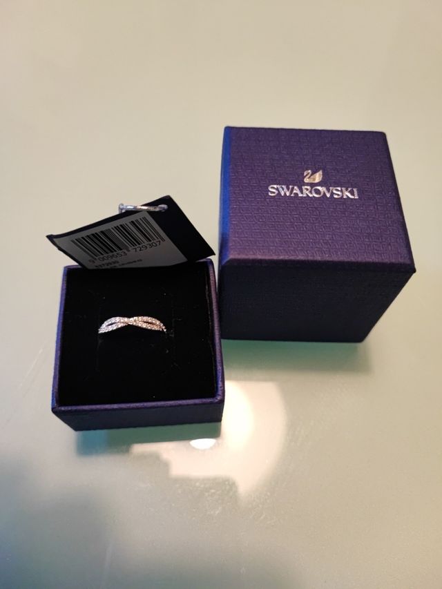 anillo SWAROVSKI