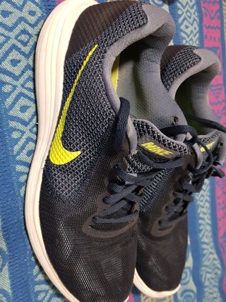 Zapatillas Nike AIR MAX AXIS aa2146-012 Talla 42,5 EU | 8 UK | 9 US | 27 CM  - GLAMI.es