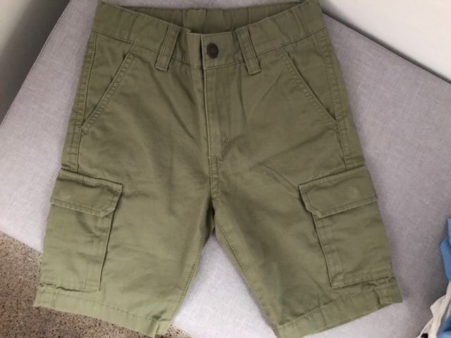 Bermudas niño verde talla 3-4