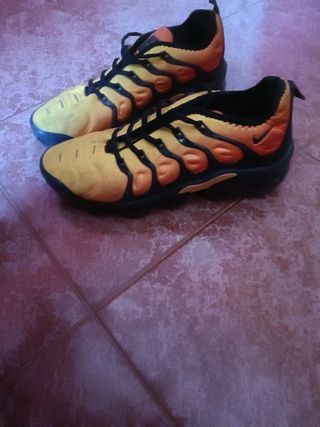 Nike vapormax de segunda mano por 35 EUR en Sotillo de la Adrada en WALLAPOP