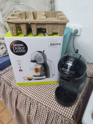 Cafetera estropeada de segunda mano por 20 EUR en Barbera del Valles en  WALLAPOP