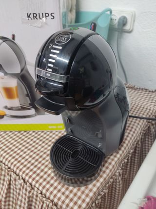 Cafetera estropeada de segunda mano por 20 EUR en Barbera del Valles en  WALLAPOP