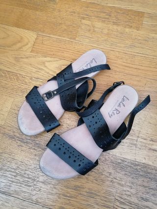 Sandalias Lola Rey de segunda mano por 15 EUR en Madrid en WALLAPOP