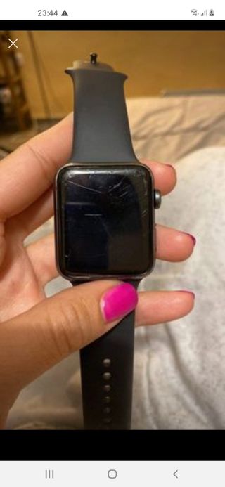 Reloj apple watch serie 3 de segunda mano por 100 EUR en Barcelona en  WALLAPOP
