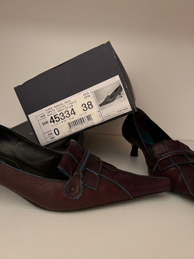 Zapatos de piel marron