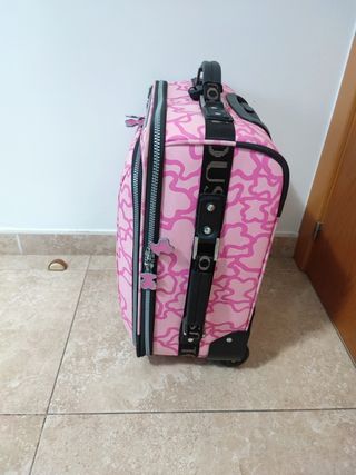 Maleta Tous de cabina de segunda mano por 100 EUR en Caldes de Montbui en  WALLAPOP