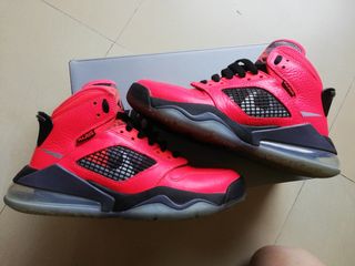 Nike jordan PSG de segunda mano por 60 EUR en Laguna de Duero en WALLAPOP