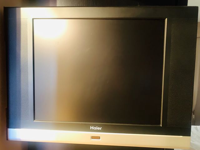 Televisión Haier 18"