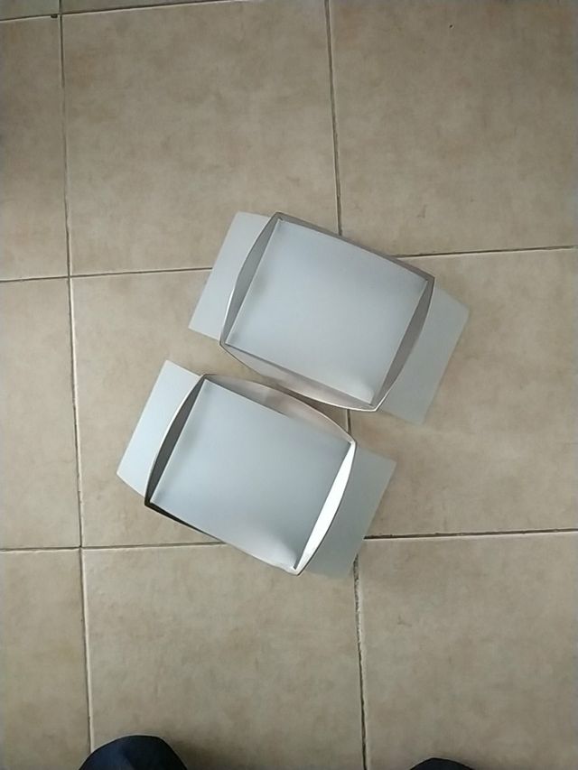 Dos apliques de pared