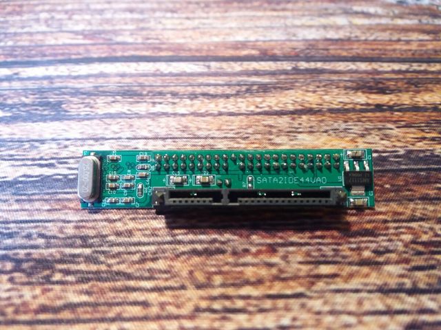 Adaptadores de IDE/SATA + SATA/IDE