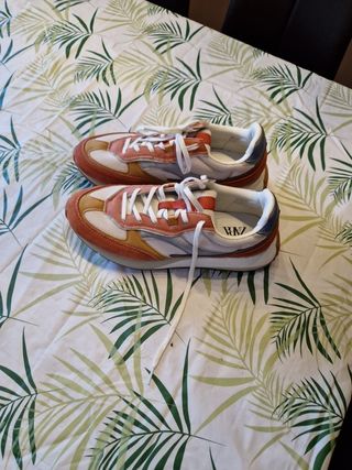 Tenis hombre zara de segunda mano por 8 EUR en Marbella en WALLAPOP