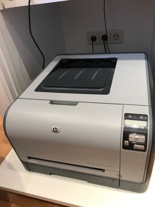 Impresora HP Color LaserJet CP1515n de segunda mano por 60 EUR en  Villaviciosa de Odón en WALLAPOP
