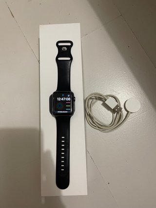 Apple Watch series 3 42 Mm de segunda mano por 45 EUR en Madrid en WALLAPOP
