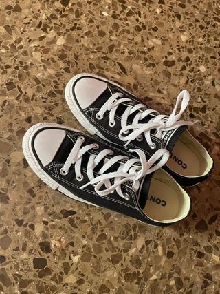Zapatillas Converse mujer,talla 36\\'5 . de segunda mano por 30 EUR en  Barcelona en WALLAPOP