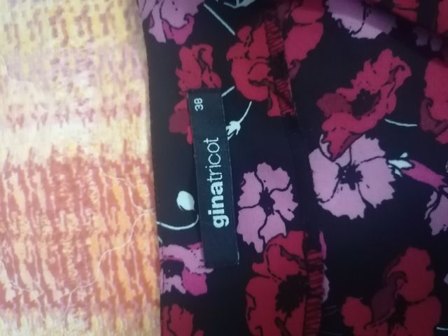 blusa a maniche lunghe