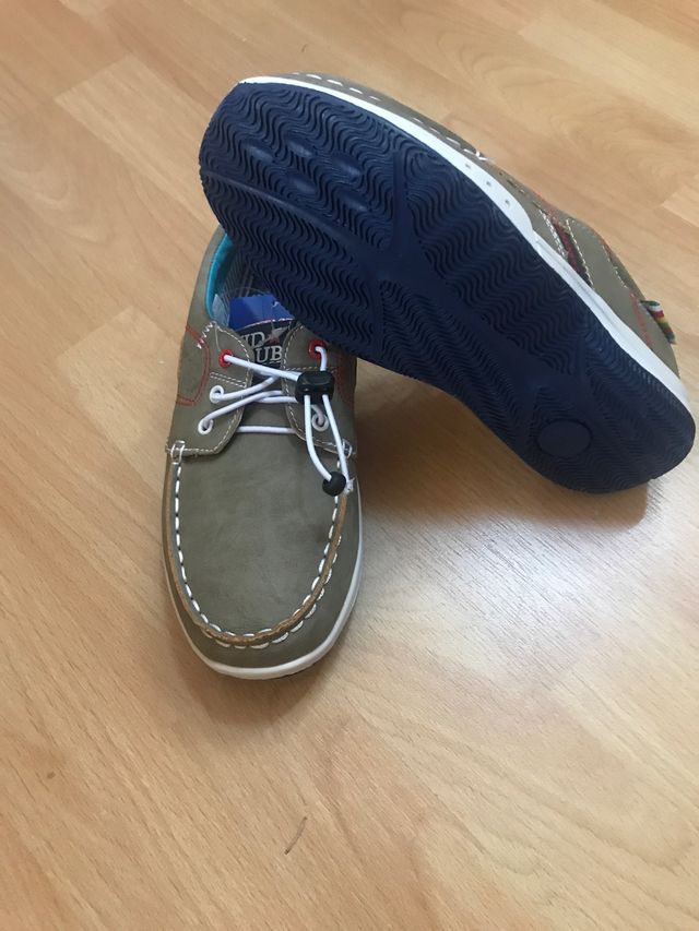 Nautico gris talla 34 cordones ajustables