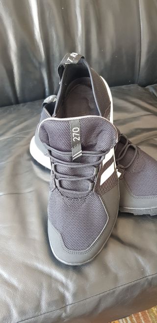 Zapatillas adidas terrex 270 de segunda mano por 60 EUR en Cervera en  WALLAPOP