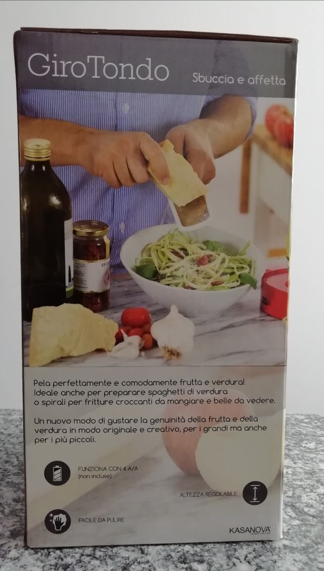 Girotondo Kasanova sbuccia e affetta