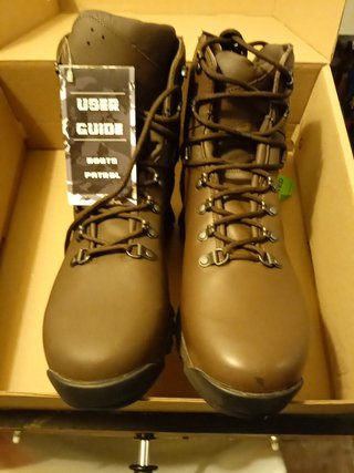 Botas militares Iturri talla 44 de segunda mano por 60 EUR en Espartinas en  WALLAPOP